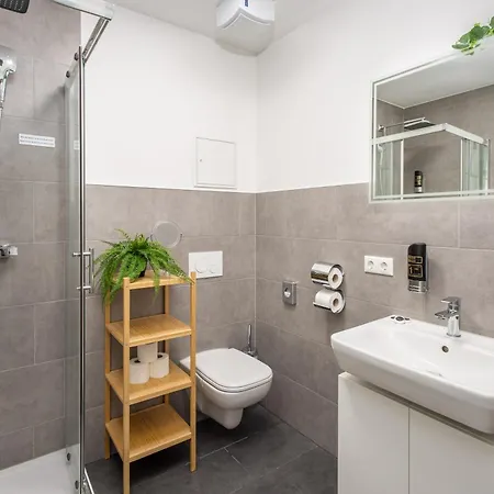 Black Diamond Apartment I Zentrum I Parken I Kueche I Wlan I Magdeburg Eksteriør billede