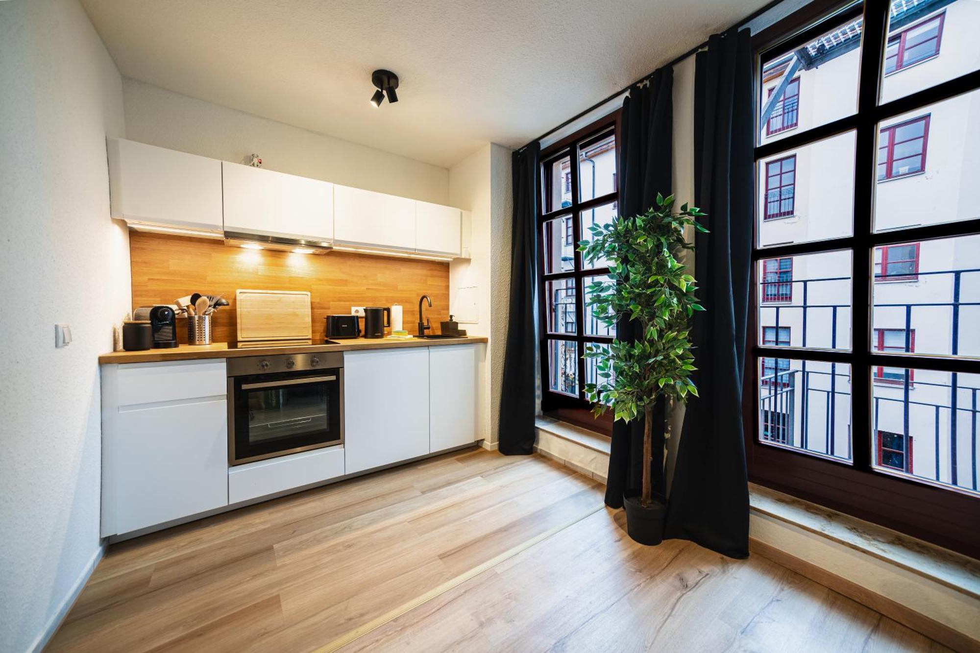 Apartment Black Diamond I Zentrum I Parken I Kueche I Wlan I